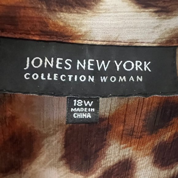 Jones New York Brown Leopard Print Sheer Long-Sleeve Button-Up Blouse! - Picture 2 of 6